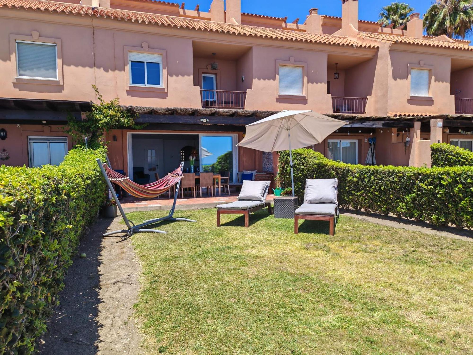 Beachfront Townhouse Estepona Exterior foto